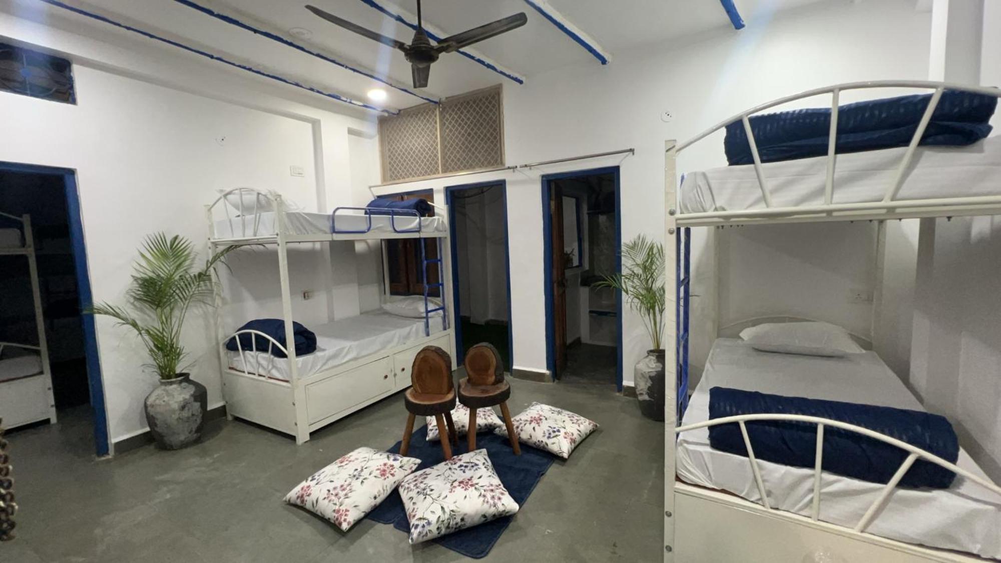 Pause Hostel อุจเจน ภายนอก รูปภาพ